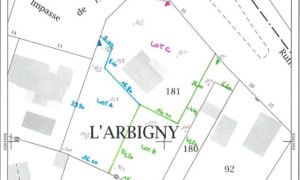Terrain de 530 m2 à Varois et Chaignot