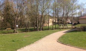TERRAIN À LANS