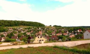 TERRAIN MISEREY SALINES – 25480